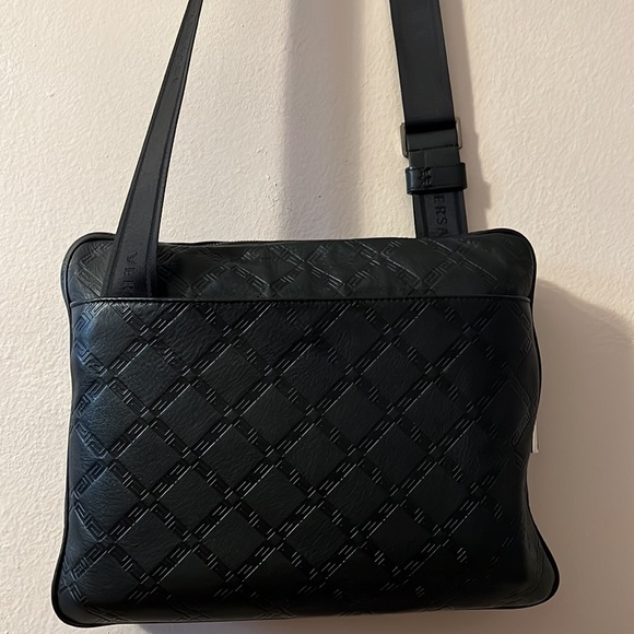 Versace unisex embossed logo monogram leather messenger briefcase crossbody bag - Picture 3 of 10